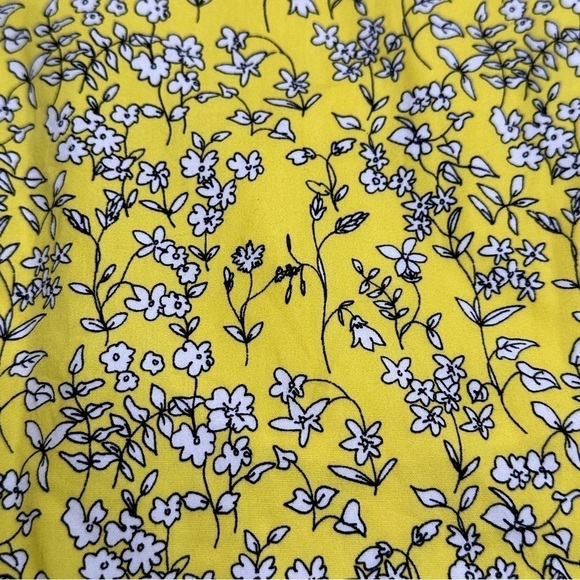 Banana Republic Factory yellow floral print shorts 12 - Picture 2 of 5
